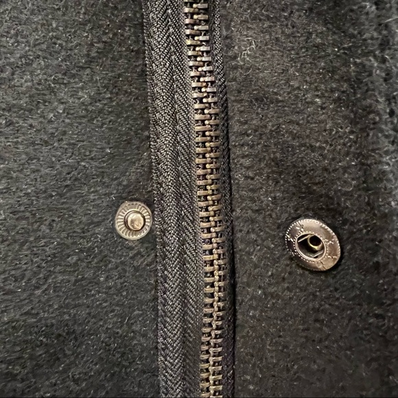 Black Coat - Picture 4 of 5